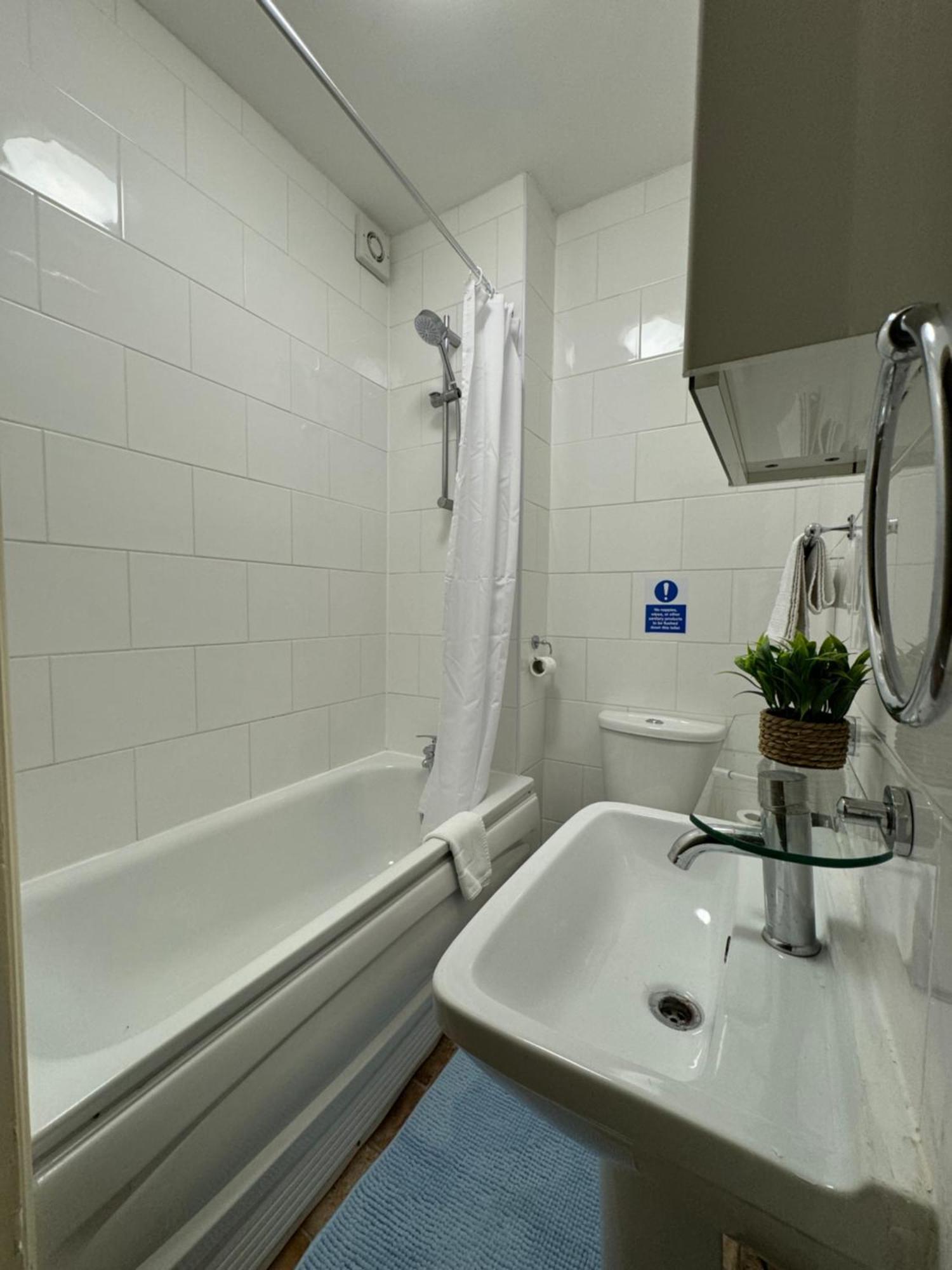 Lovely Flat In Camden Town Лондон Экстерьер фото