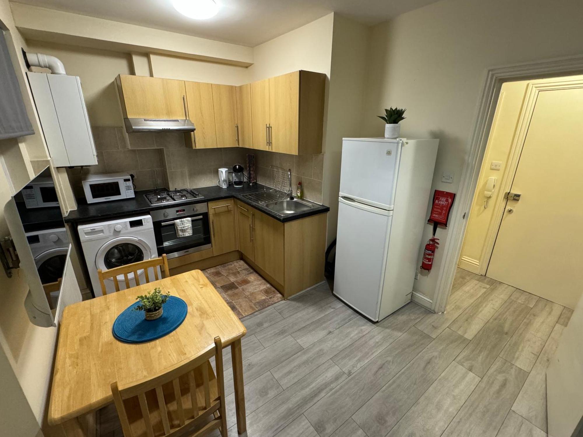 Lovely Flat In Camden Town Лондон Экстерьер фото